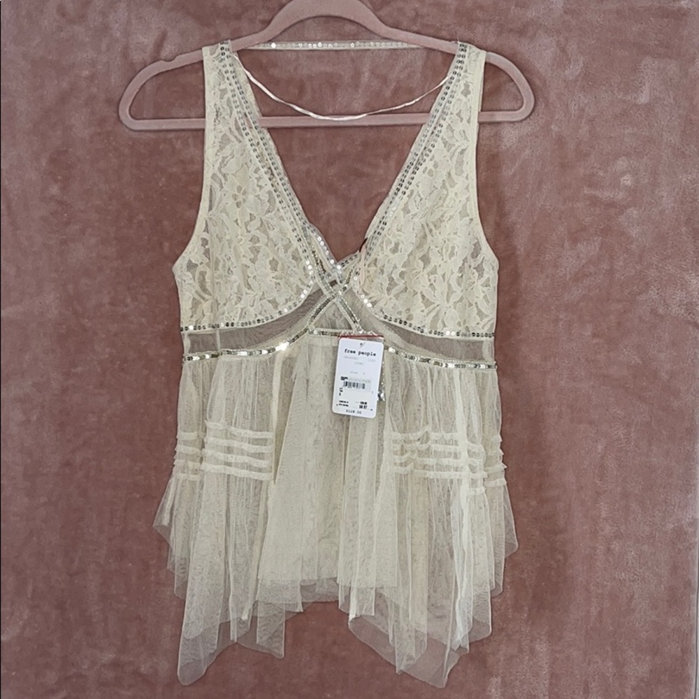 Free people (NEW WITH TAGS) sheer top